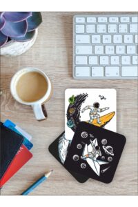 Astronot Temalı Ahşap Bardak Altlığı Ahşap Baskılı Altlık 6'lı Set (9 X9CM) Astronot Temalı Ahşap Bardak Altlığı Ahşap Baskılı Altlık 6'lı Set (9 X9CM).
