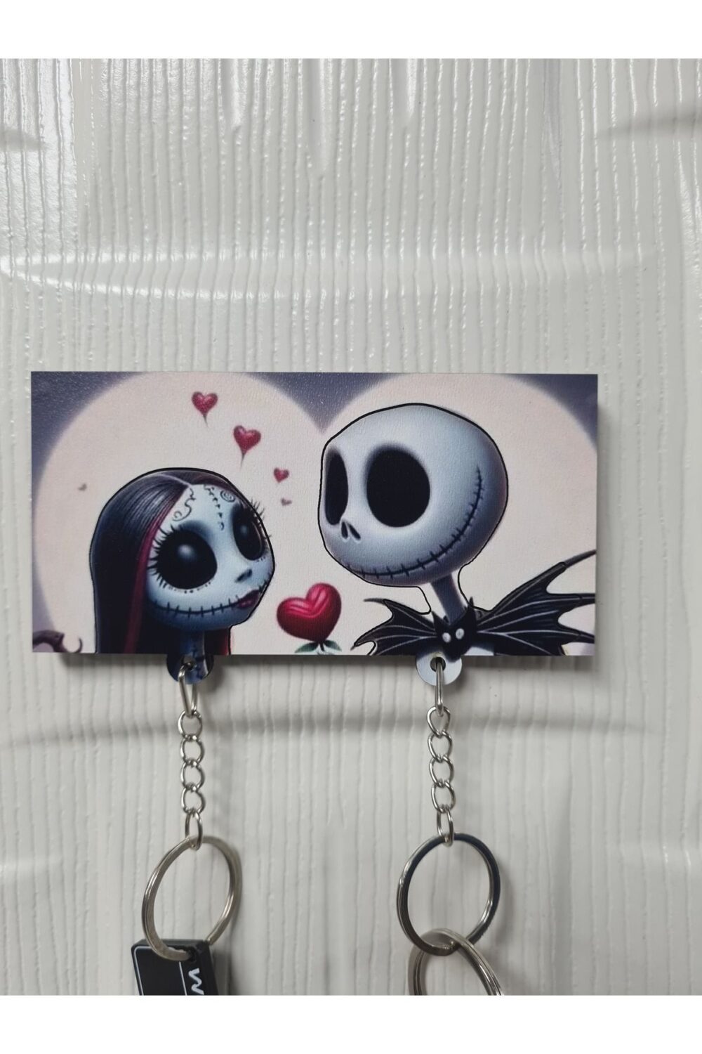 Jack ve Sally'nin Aşk Dolu Ahşap Anahtarlığı - Romantik Anılar!.