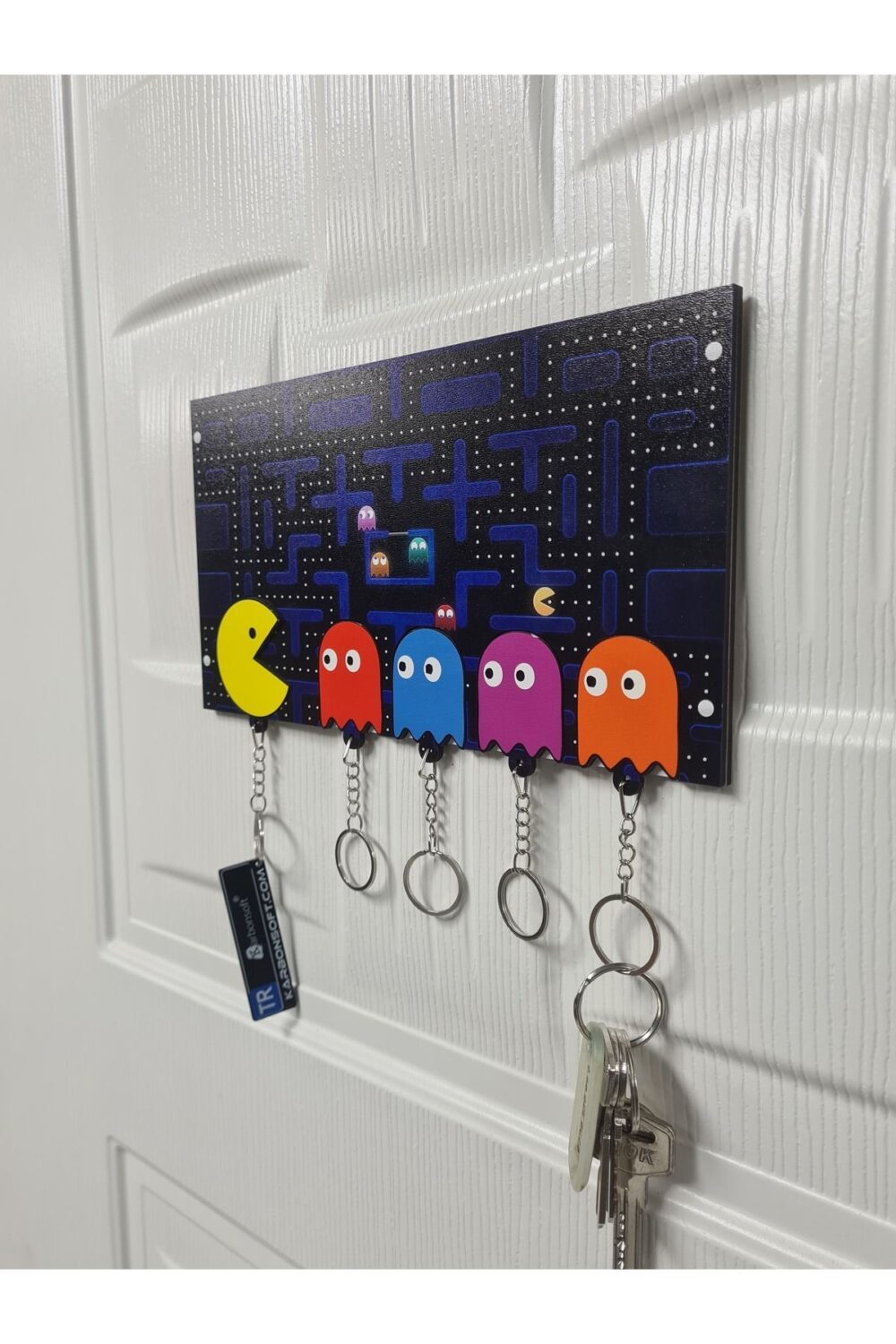 Pac-Man Anahtarlık: Ahşap Sanatın Canlı İfadesi.