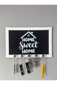 Home Sweet Home Yazılı Ahşap Anahtarlık Askısı Kapı Kenarı İçin Şık, Modern ve Estetik Duvar Dekoru Home Sweet Home Yazılı Ahşap Anahtarlık Askısı Kapı Kenarı İçin Şık, Modern ve Estetik Duvar Dekoru.